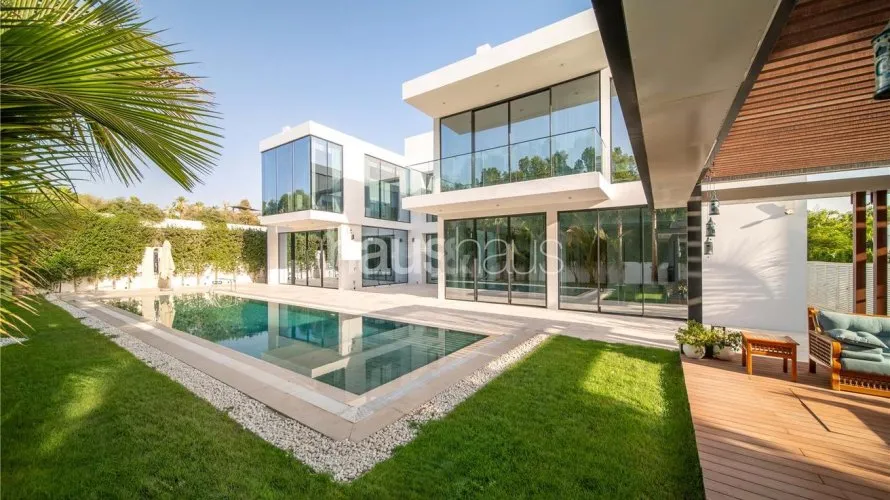 Villa de 4 dormitorios en Al Barari, UAE No. 765 № 17