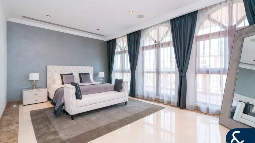 Villa de 5 dormitorios en Jumeirah Golf Estates, UAE No. 1318 № 13