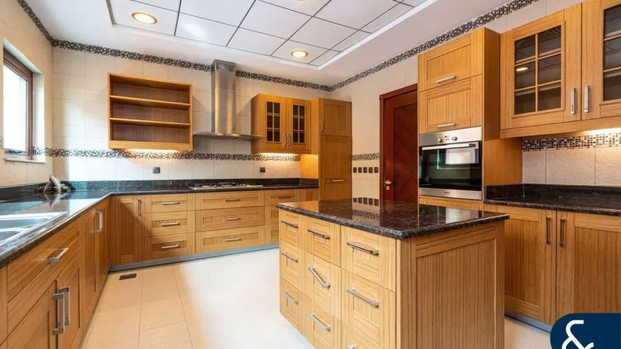 Villa de 5 dormitorios en Jumeirah Golf Estates, UAE No. 1318 № 11