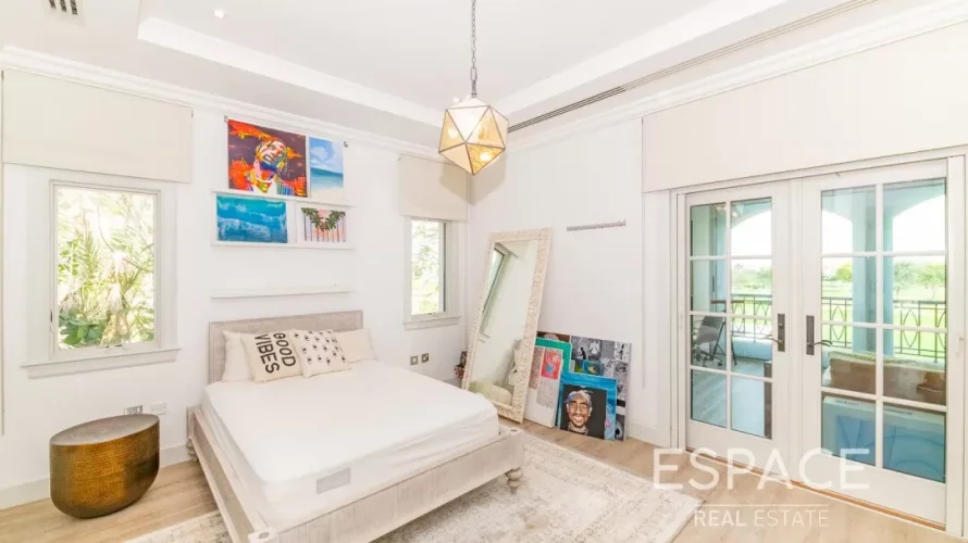 Villa de 5 dormitorios en Jumeirah Golf Estates, UAE No. 1033 № 10