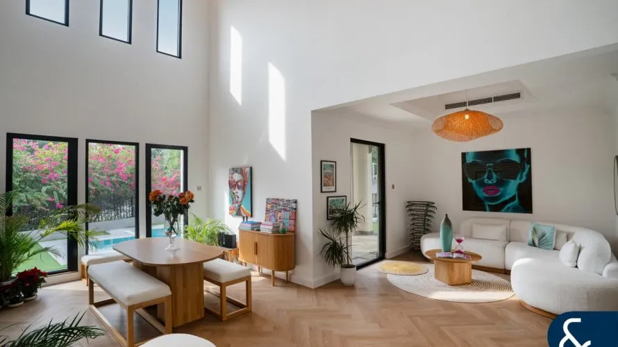 Villa de 4 dormitorios en Jumeirah Islands, UAE No. 1620 № 1