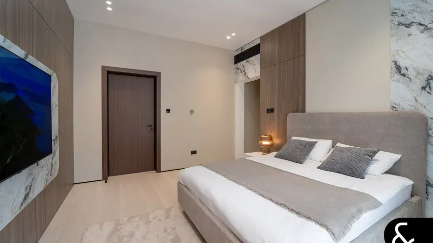 Villa de 5 dormitorios en Fire, UAE No. 1613