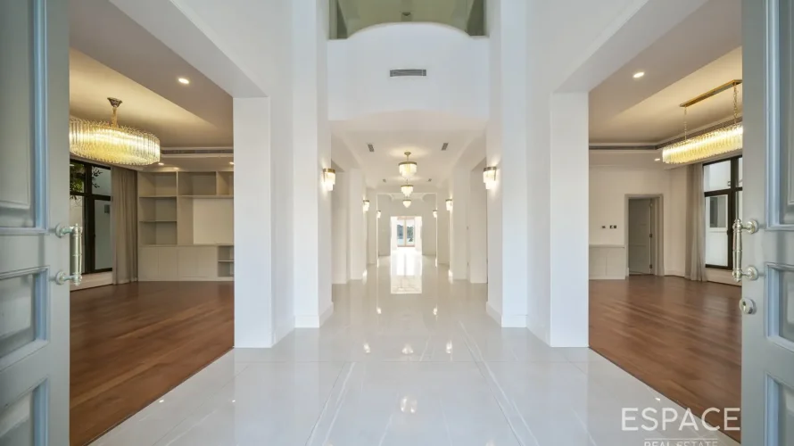 Villa de 5 dormitorios en Palm Jumeirah, UAE No. 1048 № 2