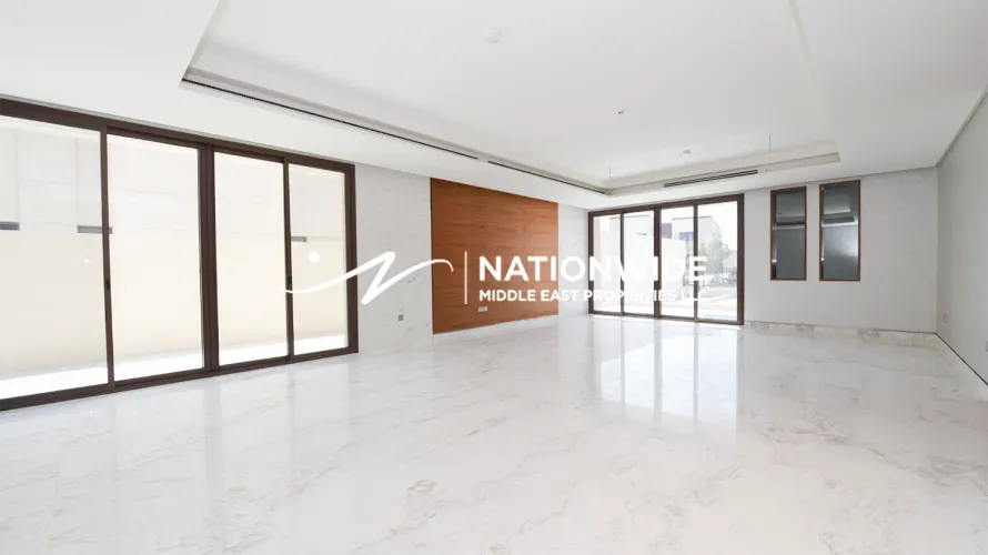 Villa de 5 dormitorios en Abu Dhabi, UAE No. 1404