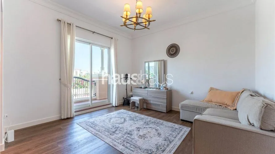 Villa de 5 dormitorios en Dubai Sports City, UAE No. 789 № 20