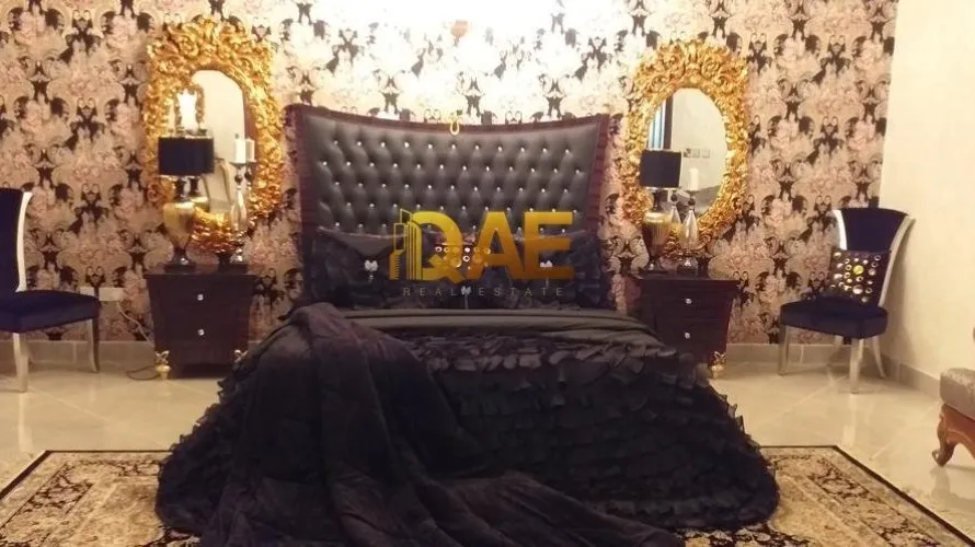 Villa de 16 dormitorios en Al Twar, UAE No. 162 № 2