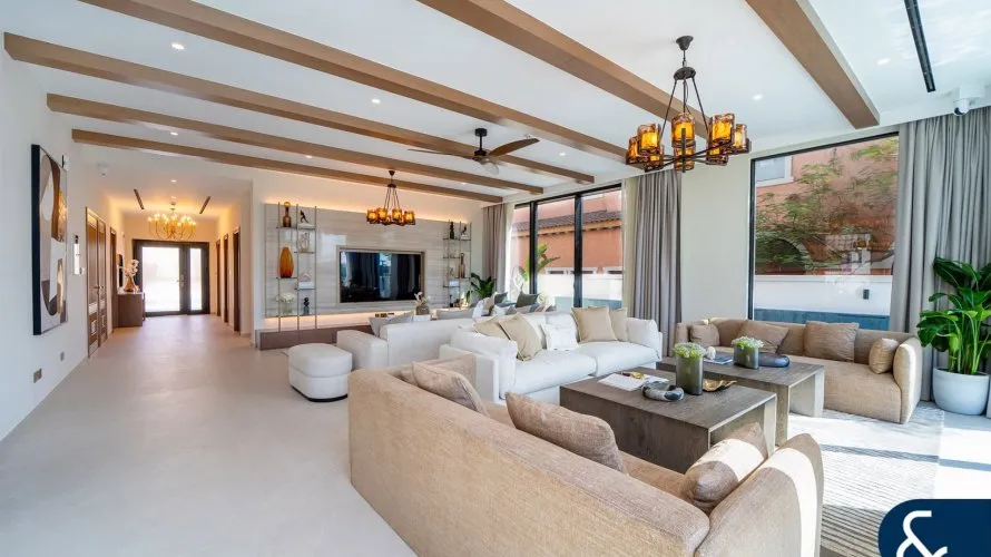 Villa de 5 dormitorios en Fire, UAE No. 1539 № 2