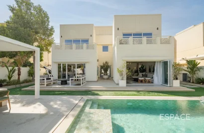Villa de 4 dormitorios en Meadows, UAE No. 1188