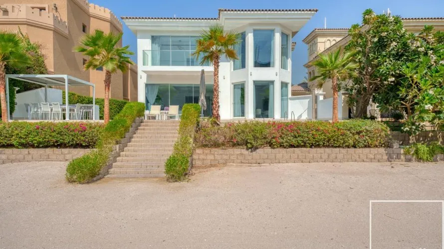 Villa de 6 dormitorios en Garden Homes, UAE No. 1462