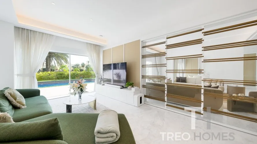 Villa de 5 dormitorios en Meadows, UAE No. 644 № 5