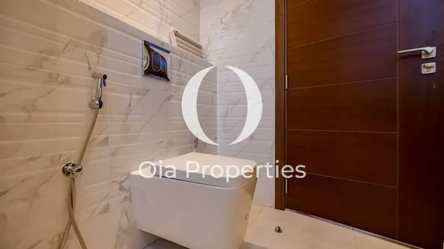 Villa de 5 dormitorios en Yas Island, UAE No. 966