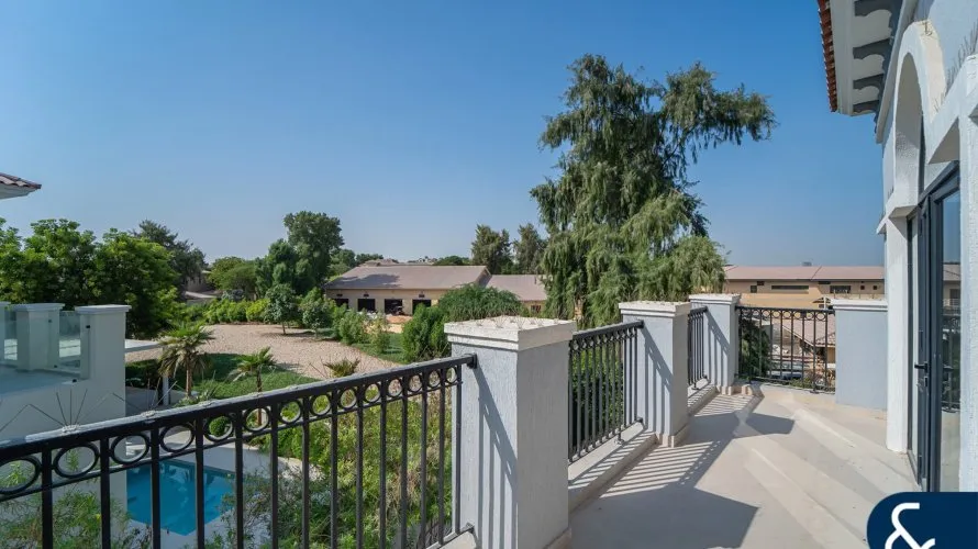 Villa de 5 dormitorios en Jumeirah Golf Estates, UAE No. 1305 № 17