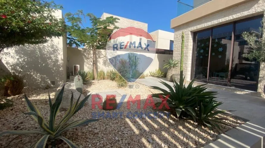 Villa de 5 dormitorios en Saadiyat Island, UAE No. 618 № 1