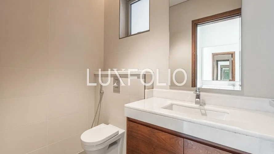 Villa de 5 dormitorios en District One, UAE No. 841 № 25