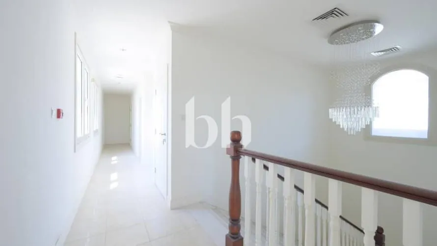 Villa de 6 dormitorios en Jumeirah Golf Estates, UAE No. 965 № 9