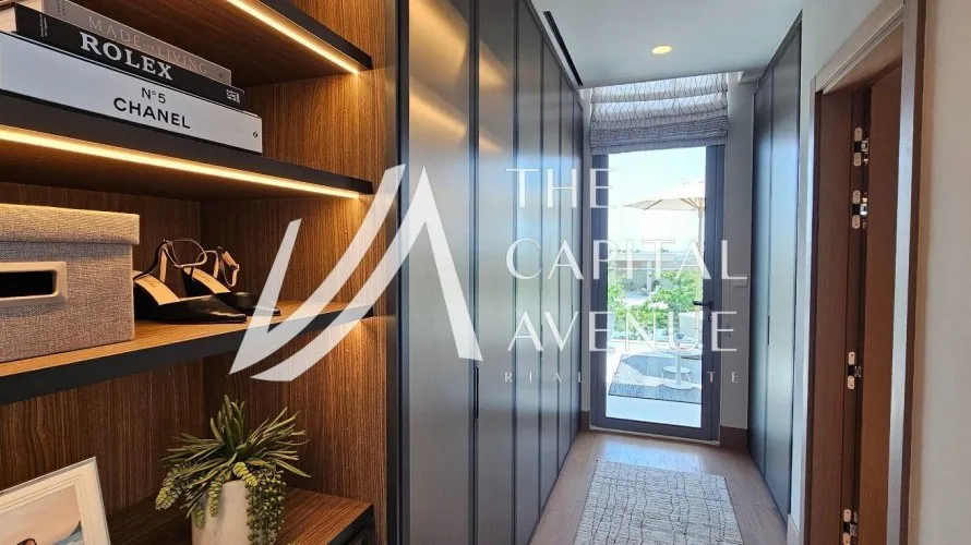 Villa de 7 dormitorios en Abu Dhabi, UAE No. 1502 № 12