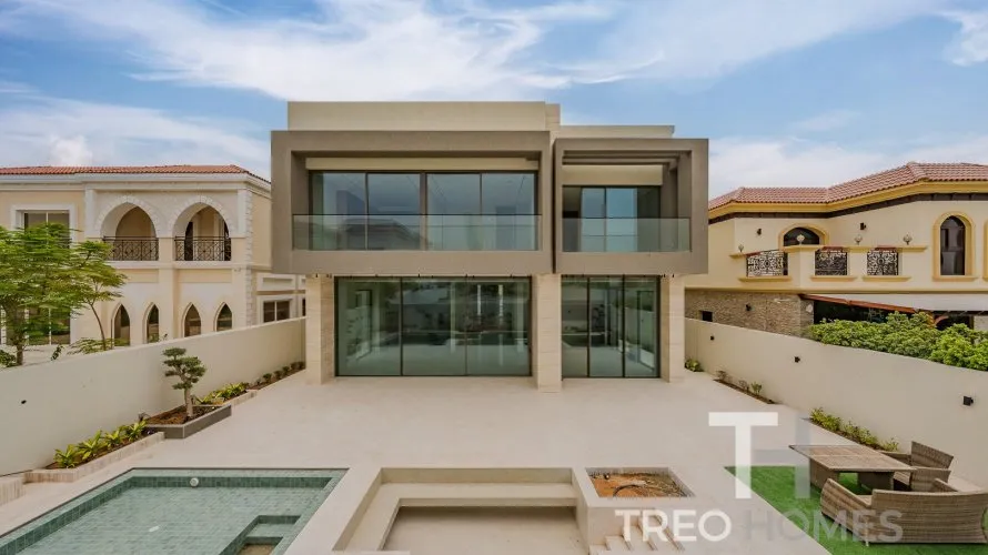 Villa de 6 dormitorios en Jumeirah Park, UAE No. 643