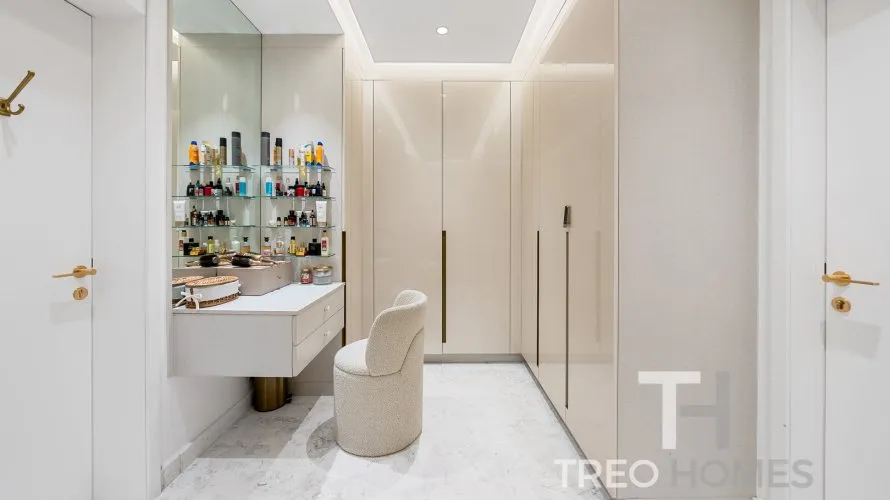 Villa de 5 dormitorios en Meadows, UAE No. 644 № 16