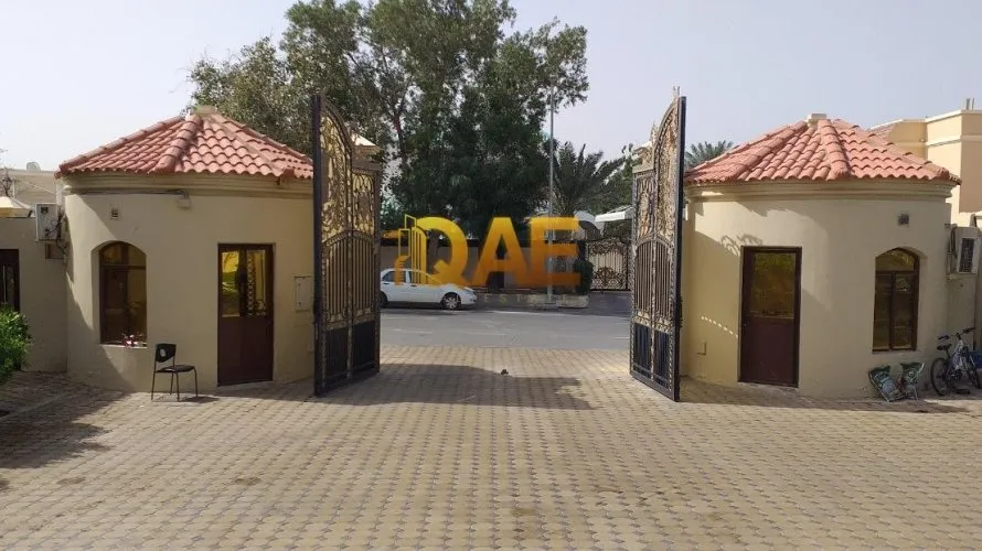 Villa de 16 dormitorios en Al Twar, UAE No. 162 № 11