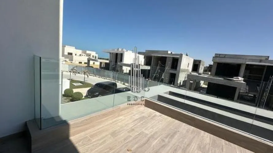 Villa de 6 dormitorios en Ghantoot, UAE No. 521 № 8