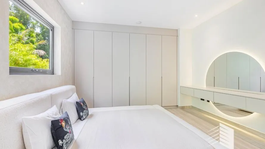 Villa de 5 dormitorios en Jumeirah Islands, UAE No. 256 № 25