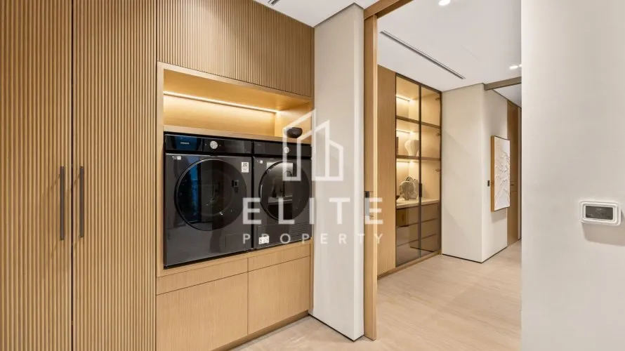 Villa de 5 dormitorios en Dubai, UAE No. 1506 № 27