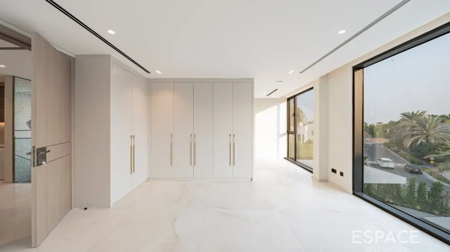 Villa de 5 dormitorios en Jumeirah Islands, UAE No. 1195 № 12