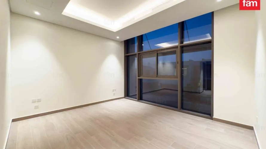 Villa de 4 dormitorios en Dubai, UAE No. 992 № 12