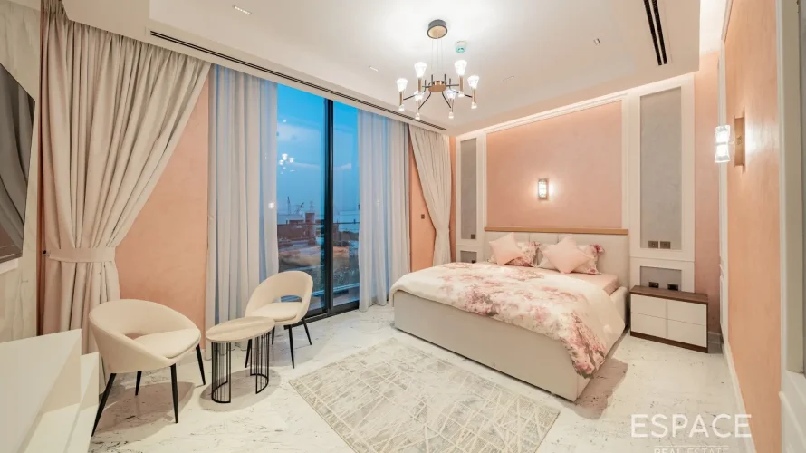 Villa de 6 dormitorios en Parkway Vistas, UAE No. 1192 № 5