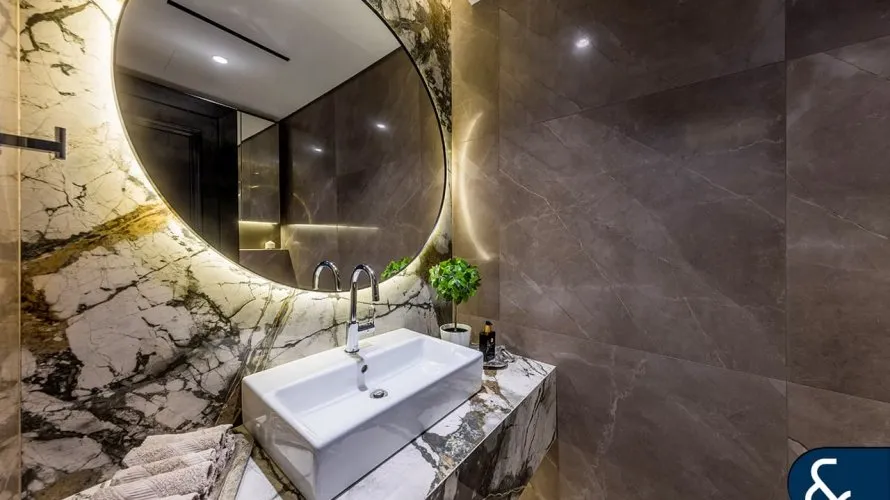 Villa de 5 dormitorios en Earth, UAE No. 1327 № 6