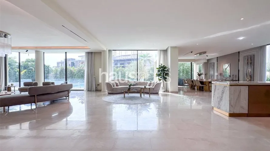 Villa de 6 dormitorios en Parkway Vistas, UAE No. 802 № 1