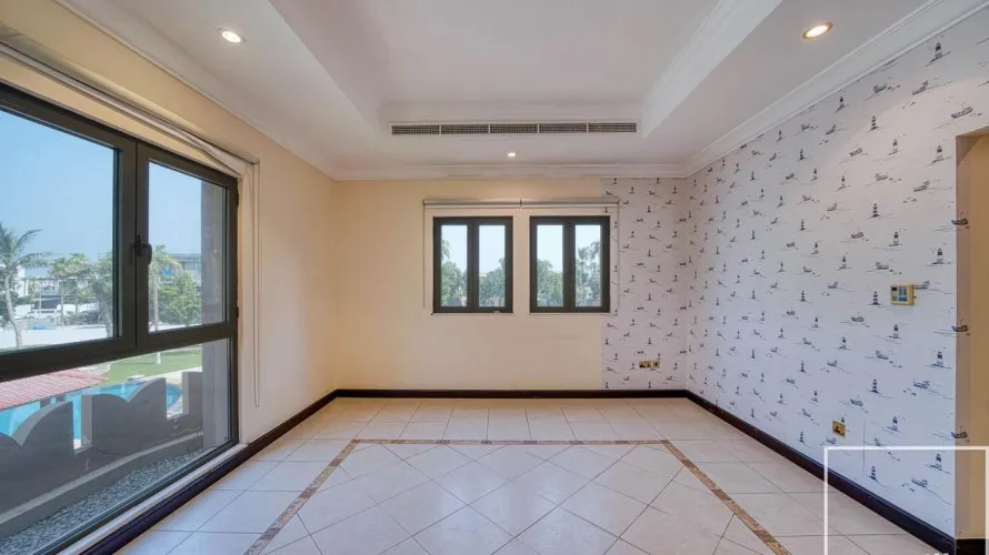 Villa de 4 dormitorios en Palm Jumeirah, UAE No. 1449 № 14