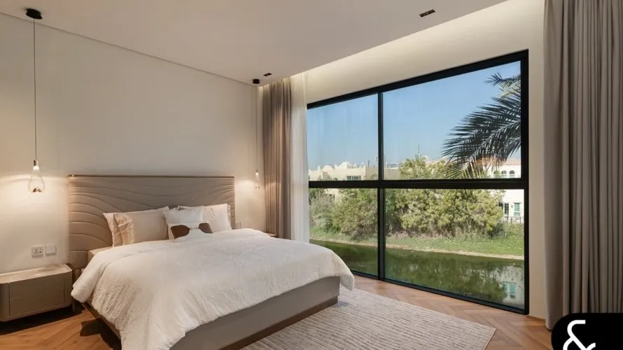 Villa de 4 dormitorios en Jumeirah Islands, UAE No. 1545 № 16