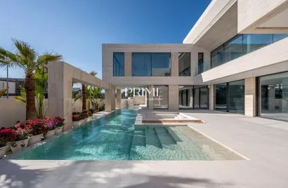 Villa de 7 dormitorios en Dubai, UAE No. 969