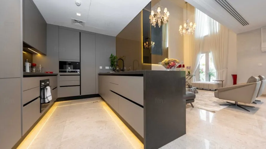 Villa de 3 dormitorios en Dubai, UAE No. 1072 № 5