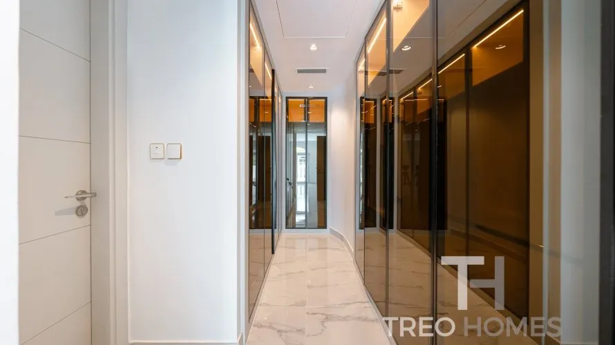 Villa de 5 dormitorios en Legacy, UAE No. 646 № 16