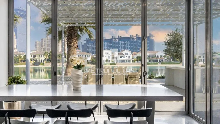 Villa de 6 dormitorios en Signature Villas, UAE No. 1243 № 2