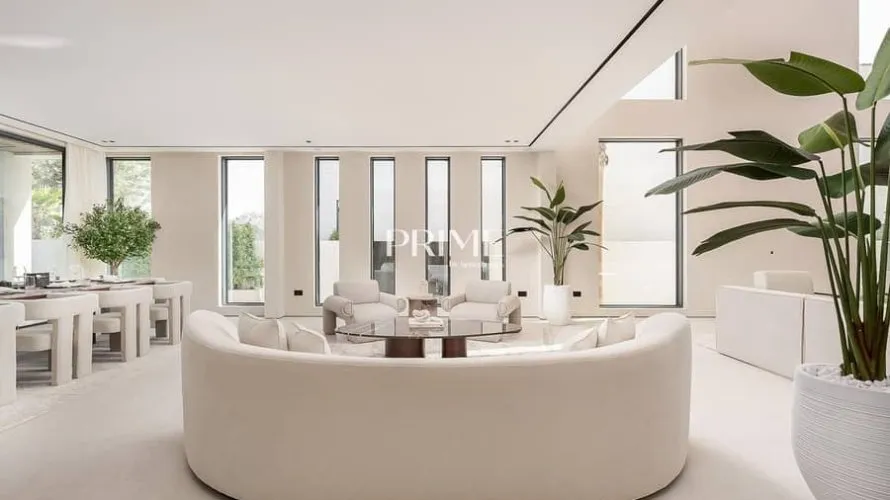 Villa de 5 dormitorios en Jumeirah Golf Estates, UAE No. 968 № 25