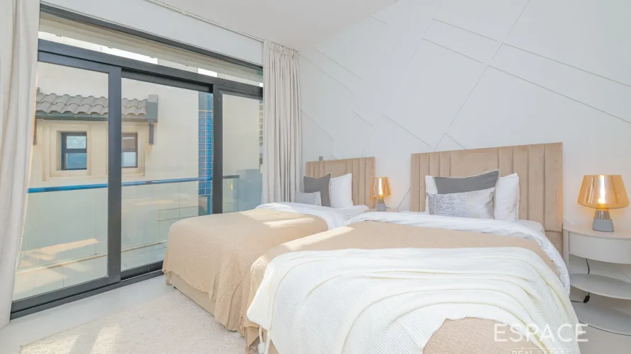 Adosado de 4 dormitorios en Palma Residences, UAE No. 1197 № 5