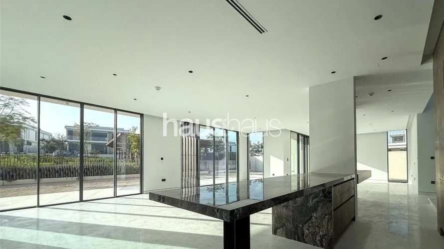 Villa de 6 dormitorios en Harmony, UAE No. 792 № 15