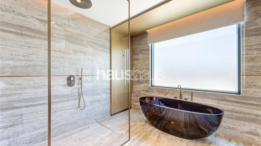 Villa de 5 dormitorios en Jumeirah Islands, UAE No. 785 № 17