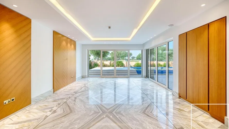 Villa de 7 dormitorios en Jumeirah Golf Estates, UAE No. 1075 № 5