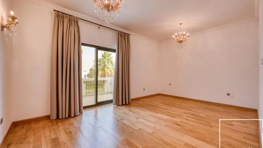 Villa de 4 dormitorios en Jumeirah Islands, UAE No. 1479 № 8