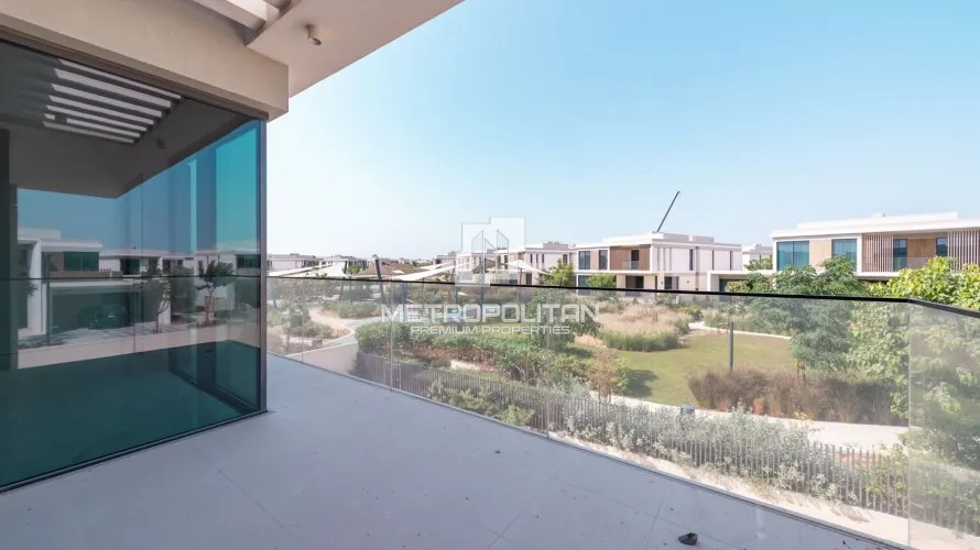 Villa de 6 dormitorios en Harmony, UAE No. 1266 № 24