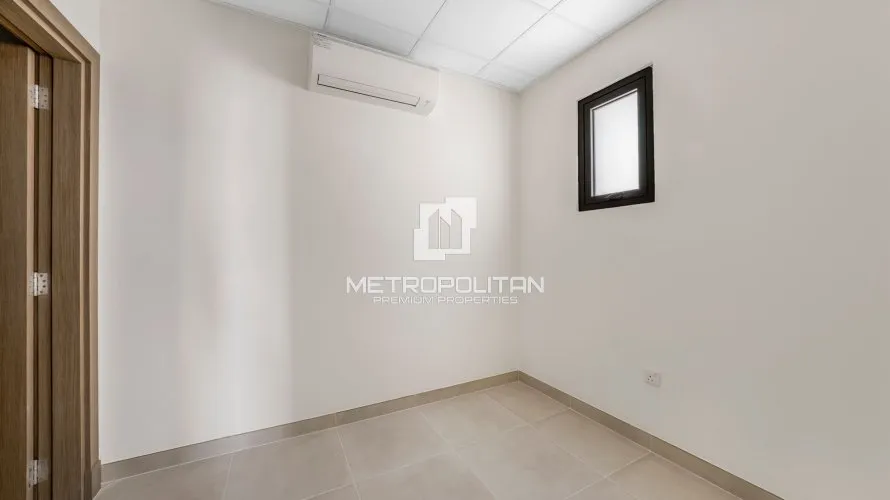 Villa de 4 dormitorios en District One, UAE No. 1233 № 14