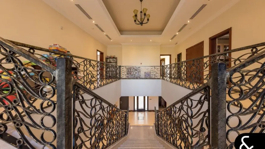 Villa de 5 dormitorios en Jumeirah Golf Estates, UAE No. 1618 № 12