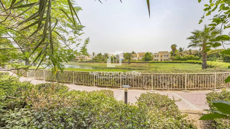 Villa de 4 dormitorios en Meadows, UAE No. 1242 № 20