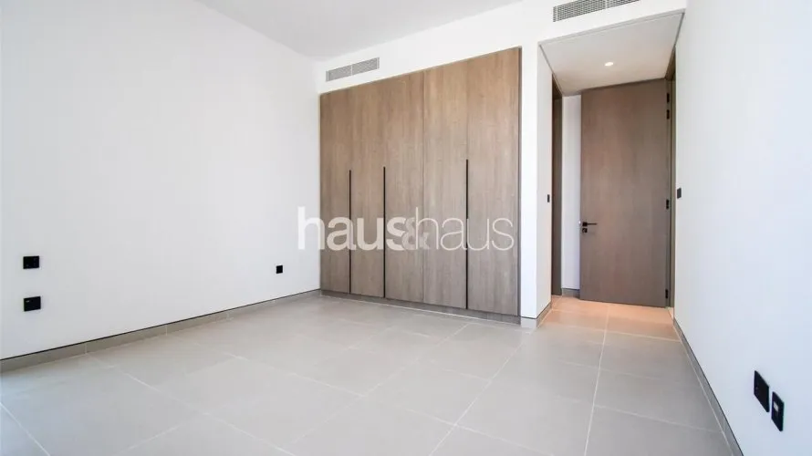 Villa de 5 dormitorios en Harmony, UAE No. 793 № 18