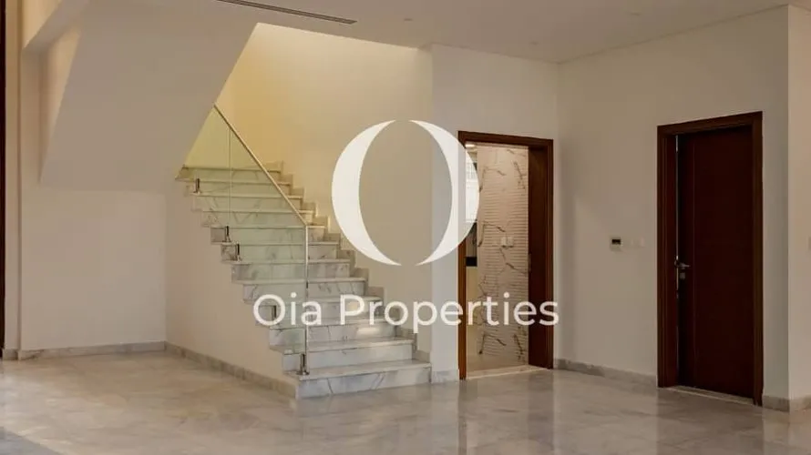 Villa de 5 dormitorios en Yas Island, UAE No. 966 № 10