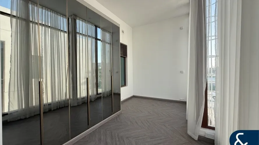 Villa de 5 dormitorios en Meydan, UAE No. 1597 № 3